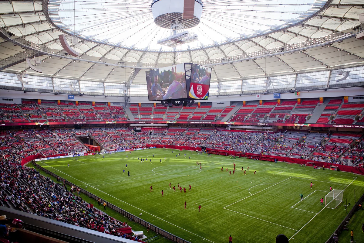 近五届数据趋势